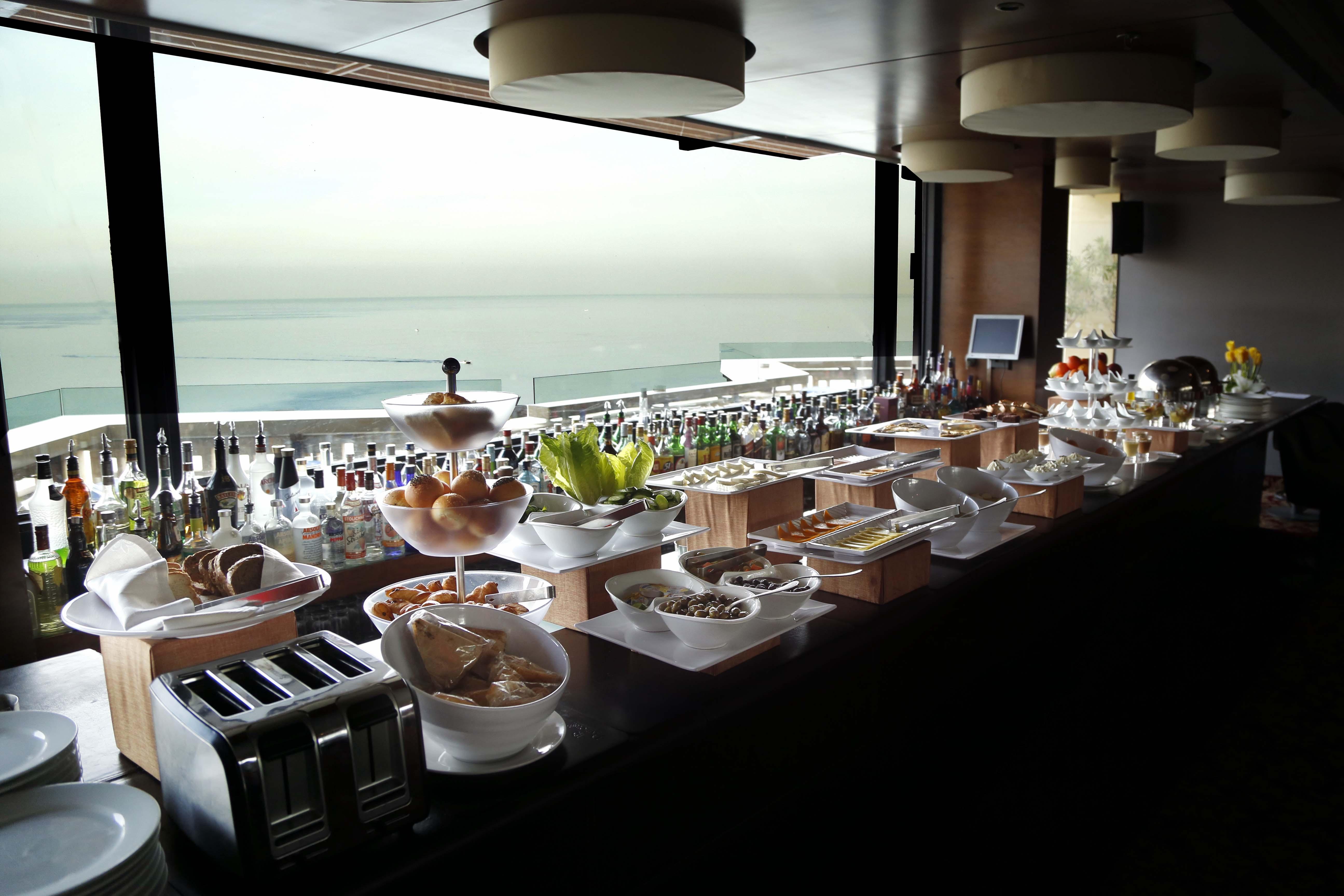 Bayview Hotel Beirut Exterior photo