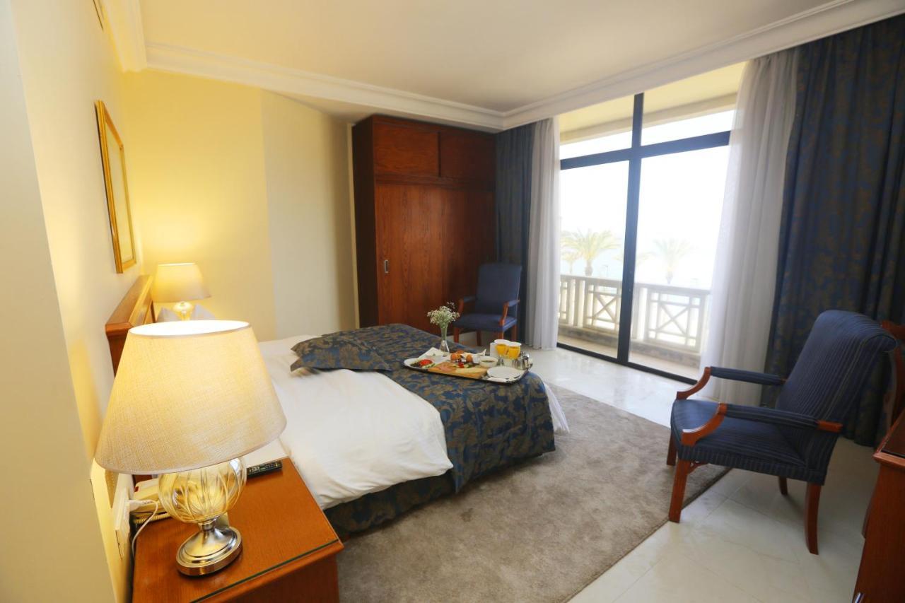 Bayview Hotel Beirut Exterior photo